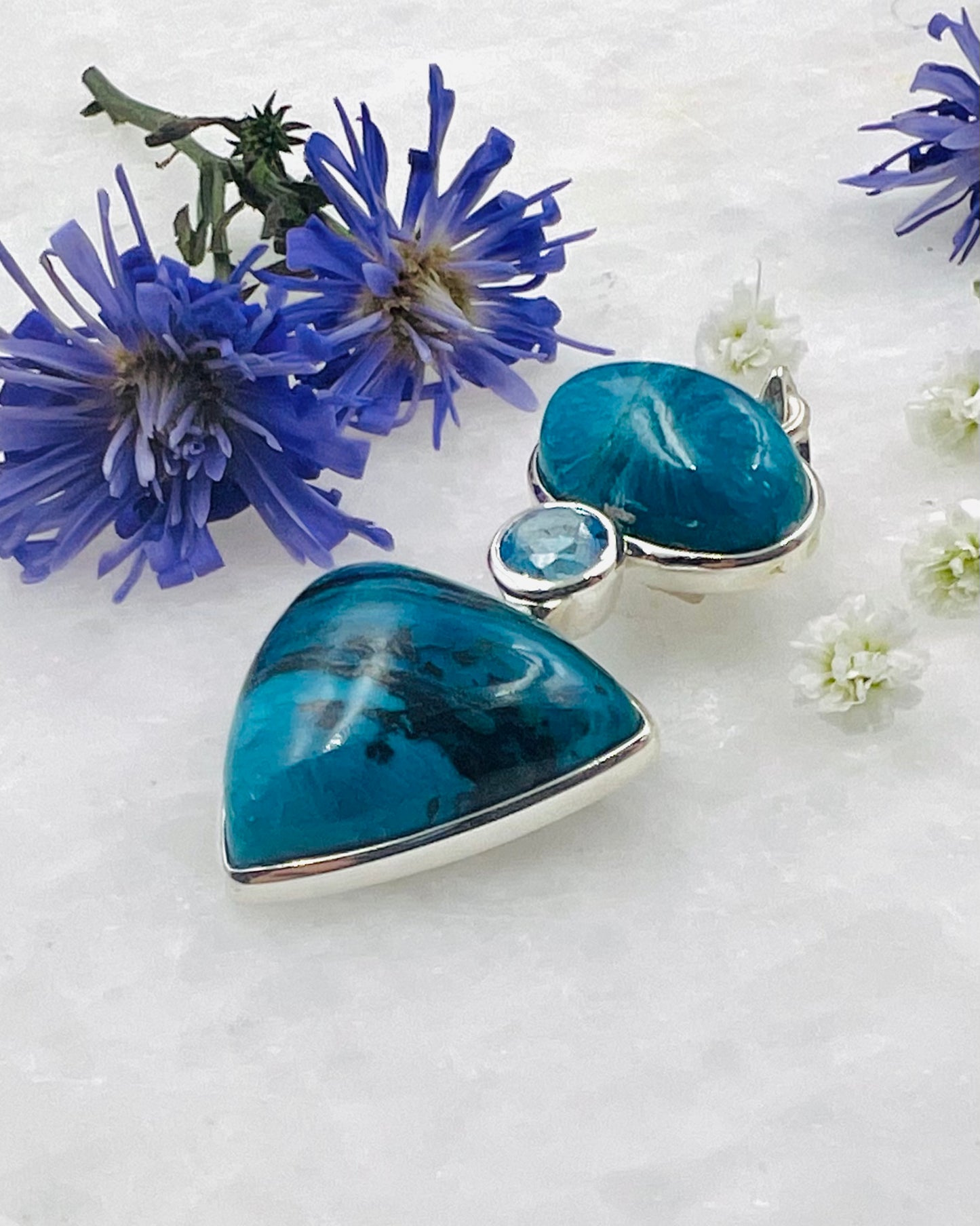 Cavansite, Facetted Blue Topaz, Chilean Blue Opal as a Combi Pendant