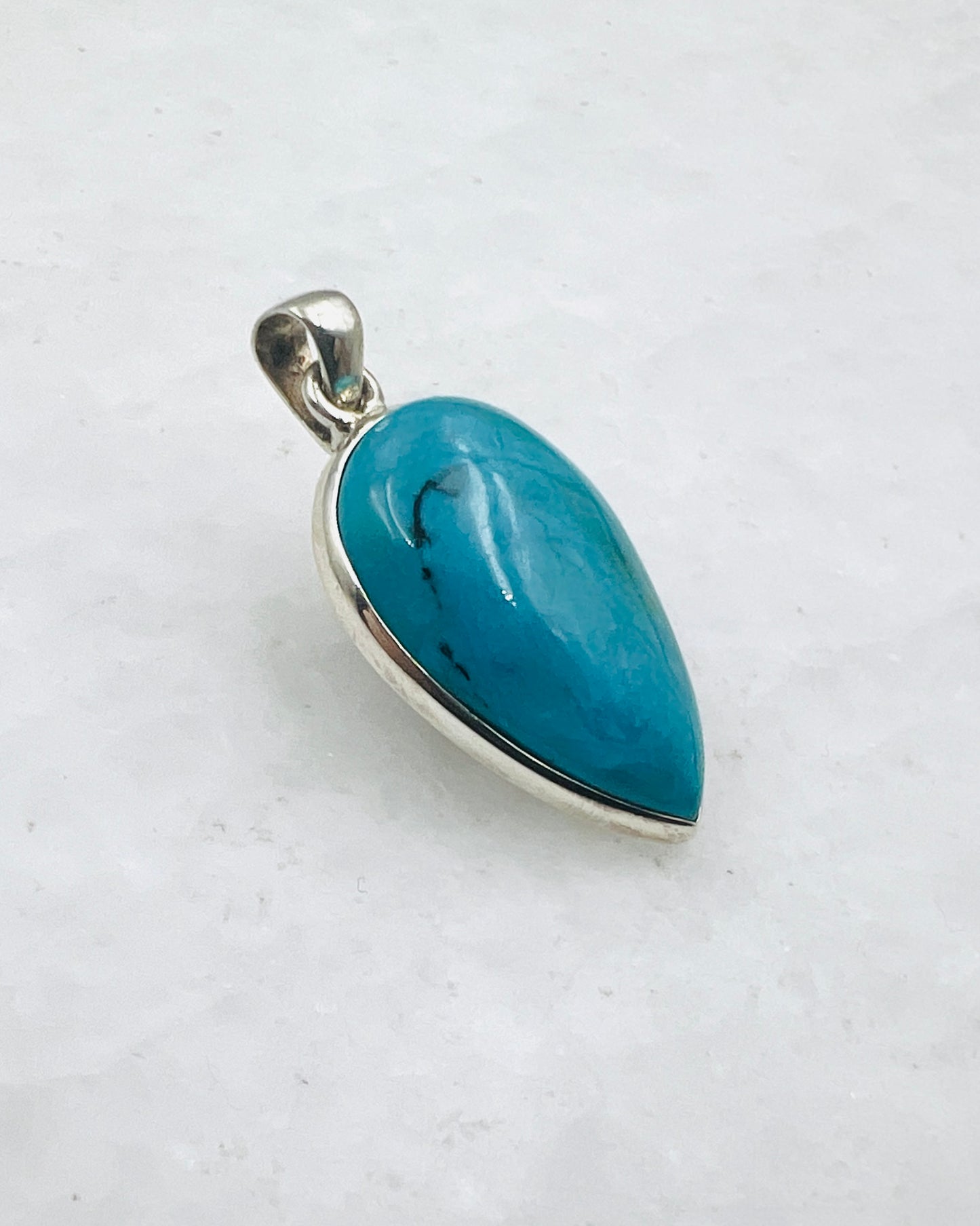 Opale bleue du Chili en argent 925