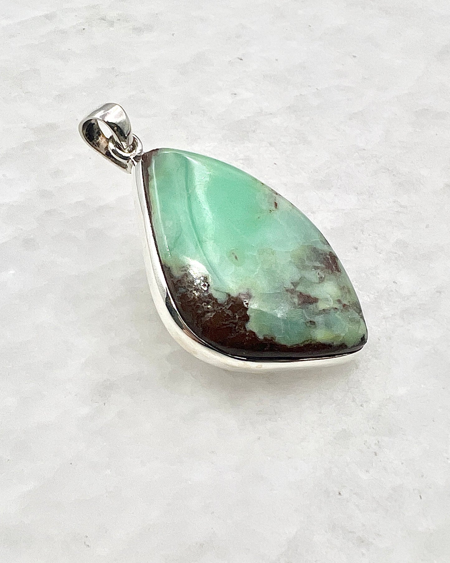 Light Green Crysoprase with Matrix in 0.925 Silver