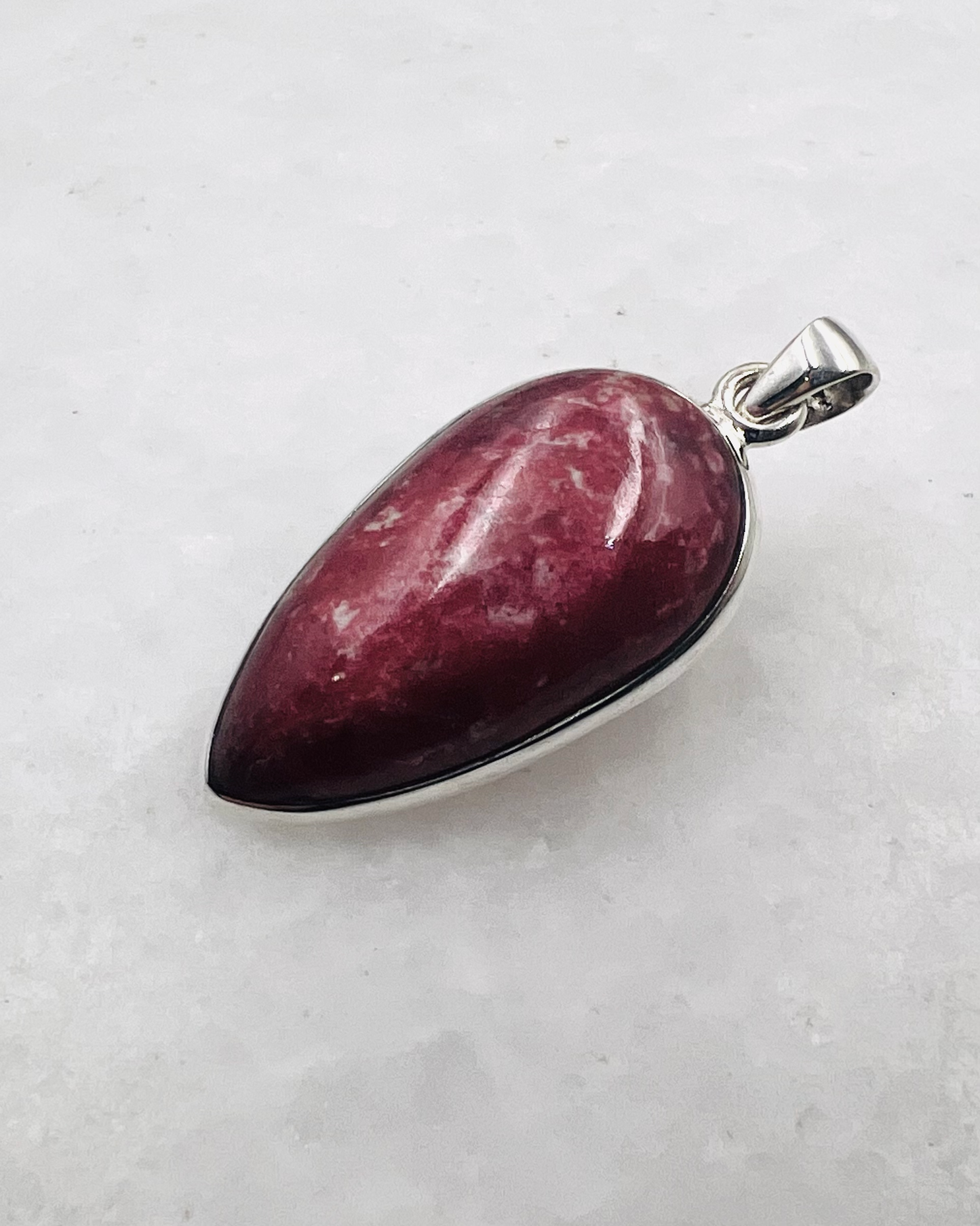 Thulite in 0.925 Silver