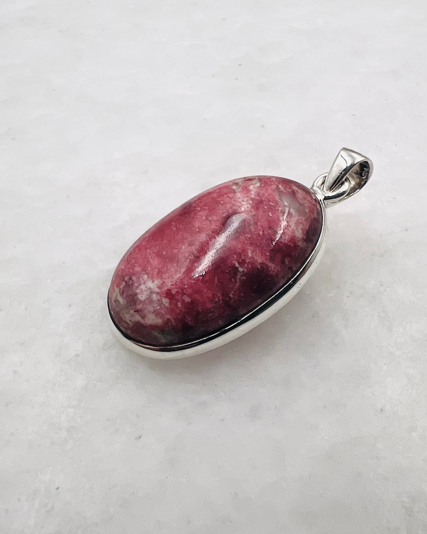 Thulite in 0.925 Silver