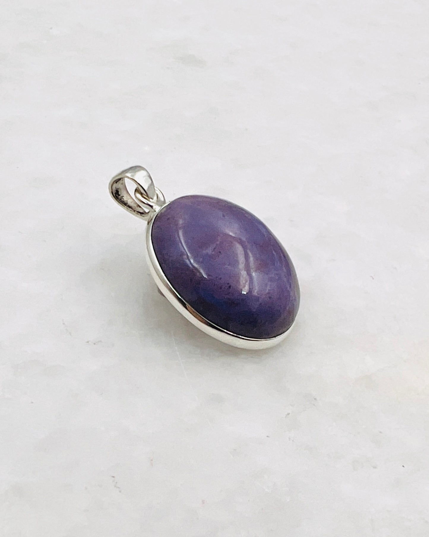 Lavender Jade in 0.925 Silver