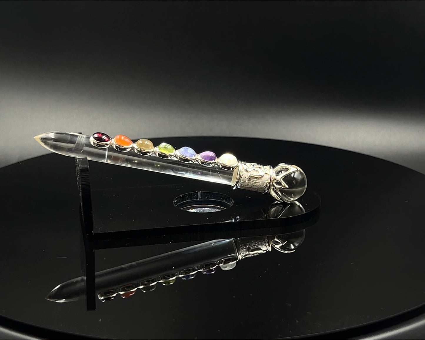 Medium Special Ohm Chakra Wand in Crystal with 5x7 stones and Crystal Ball in Lotus