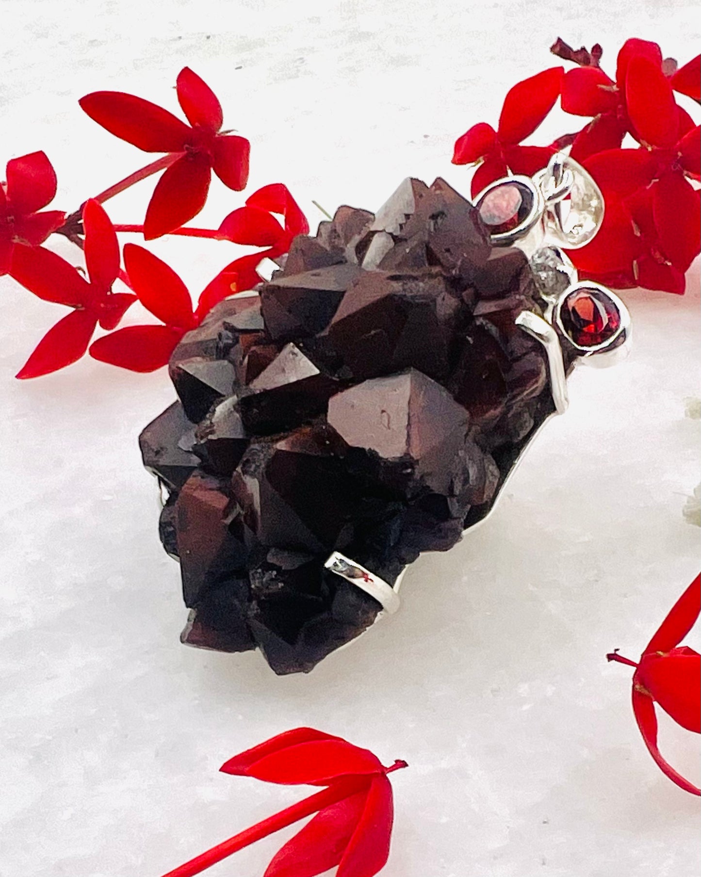 Alien Amethyst with Facetted Garnets and Raw Diamonds as a Combi Pendant