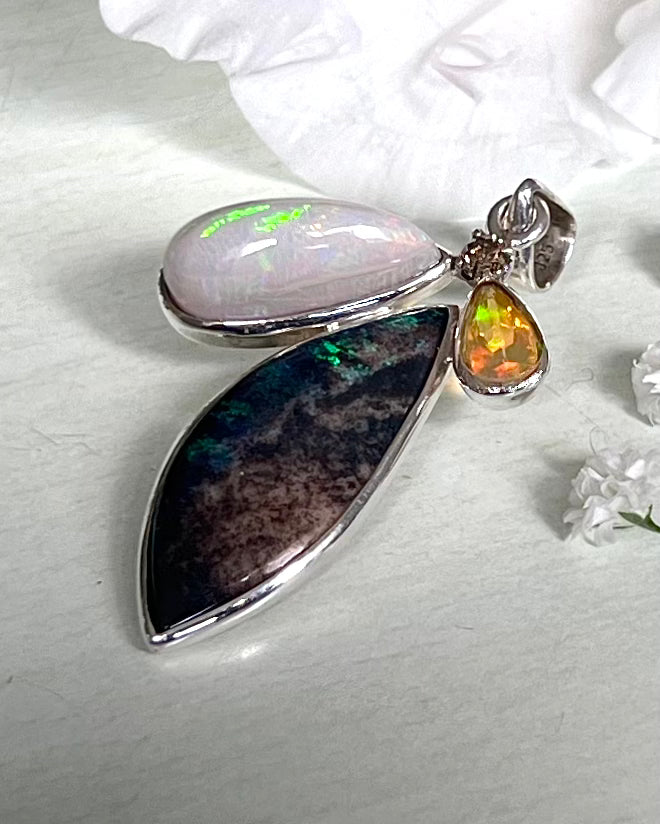 Andamooka Opal with Ethiopian Opals & Diamonds as a Combi Pendant