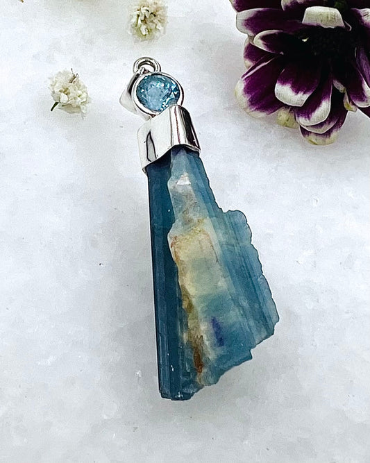 Natural Dark Blue South Indian Aquamarine Crystal with Facetted Aquamarine accent as a Combi Pendant