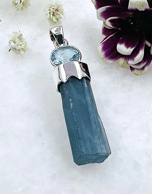 Natural Dark Blue South Indian Aquamarine Crystal with Facetted Aquamarine accent as a Combi Pendant