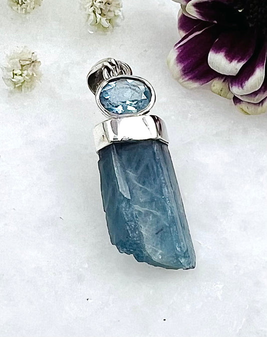 Natural Dark Blue South Indian Aquamarine Crystal with Facetted Aquamarine accent as a Combi Pendant