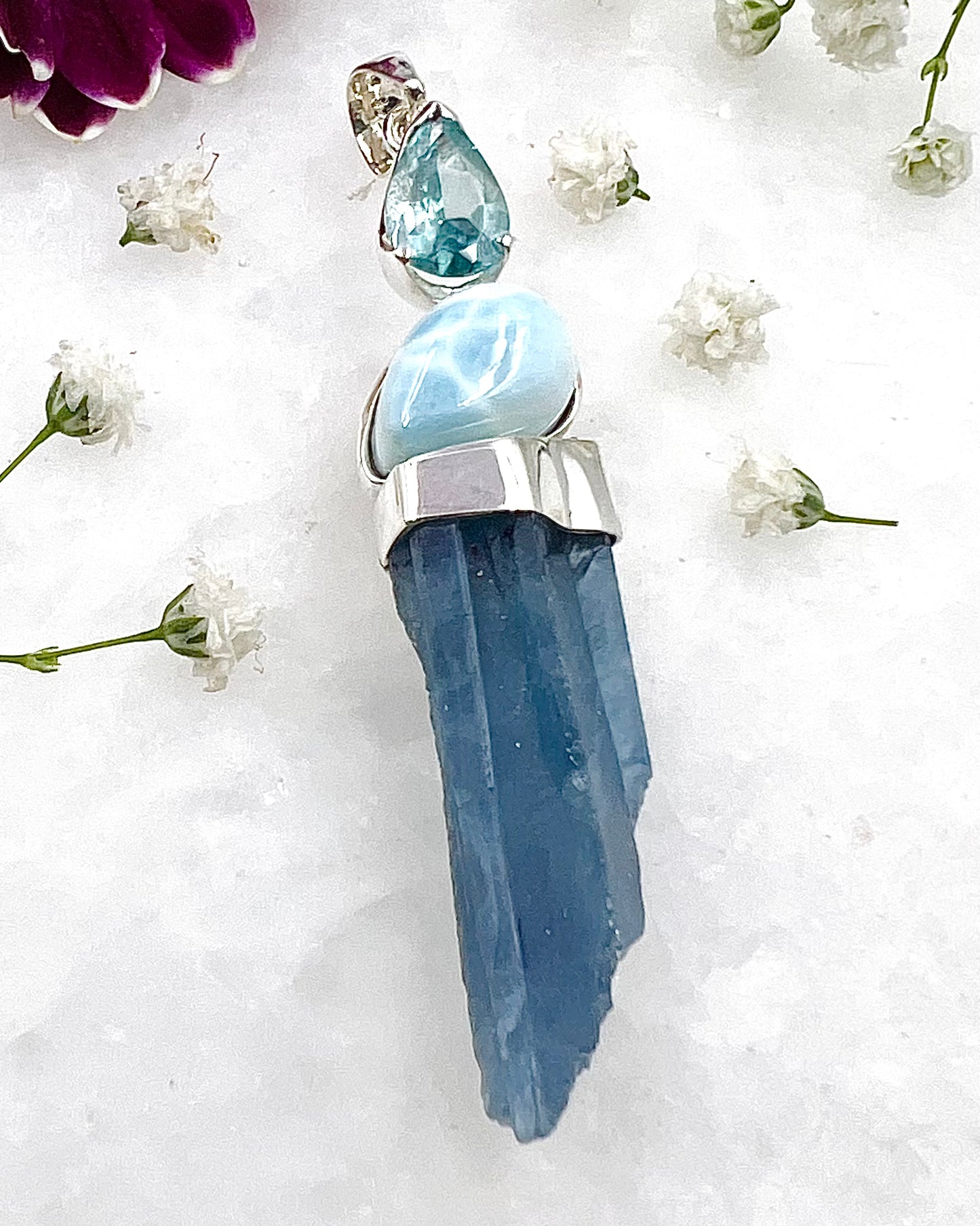 Natural South Indian Dark Blue Aquamarine Crystal with Larimar and Facetted Aquamrine Accent as a Combi