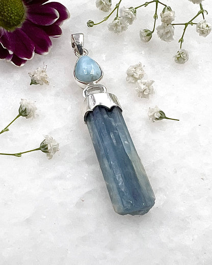 Natural South Indian Dark Blue Aquamarine Crystal with Larimar and Facetted Aquamrine Accent as a Combi