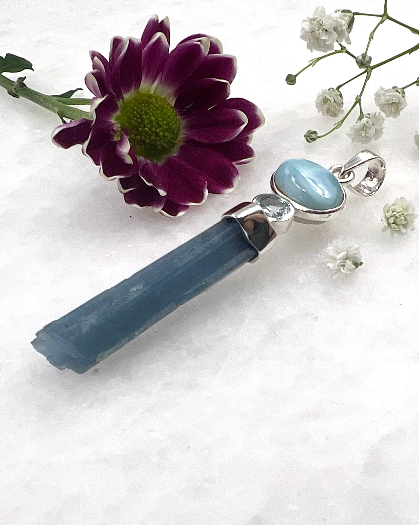 Natural South Indian Dark Blue Aquamarine Crystal with Larimar and Facetted Aquamrine Accent as a Combi
