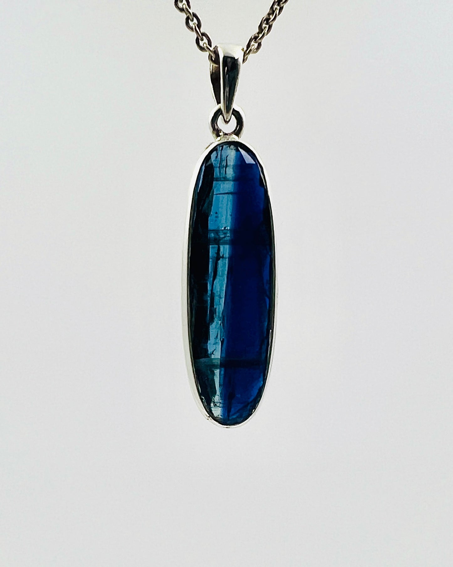 Facetted Blue Nepali Kyanite in .925 Silver Setting