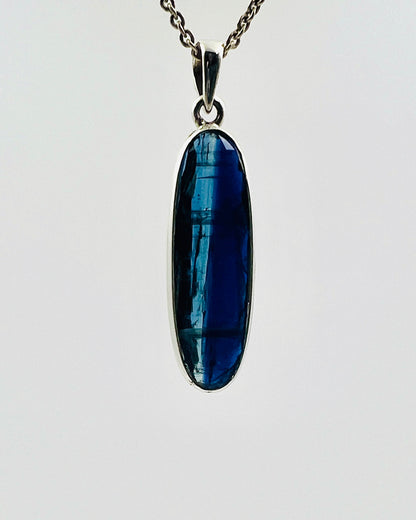 Facetted Blue Nepali Kyanite in .925 Silver Setting