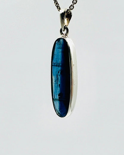 Facetted Blue Nepali Kyanite in .925 Silver Setting