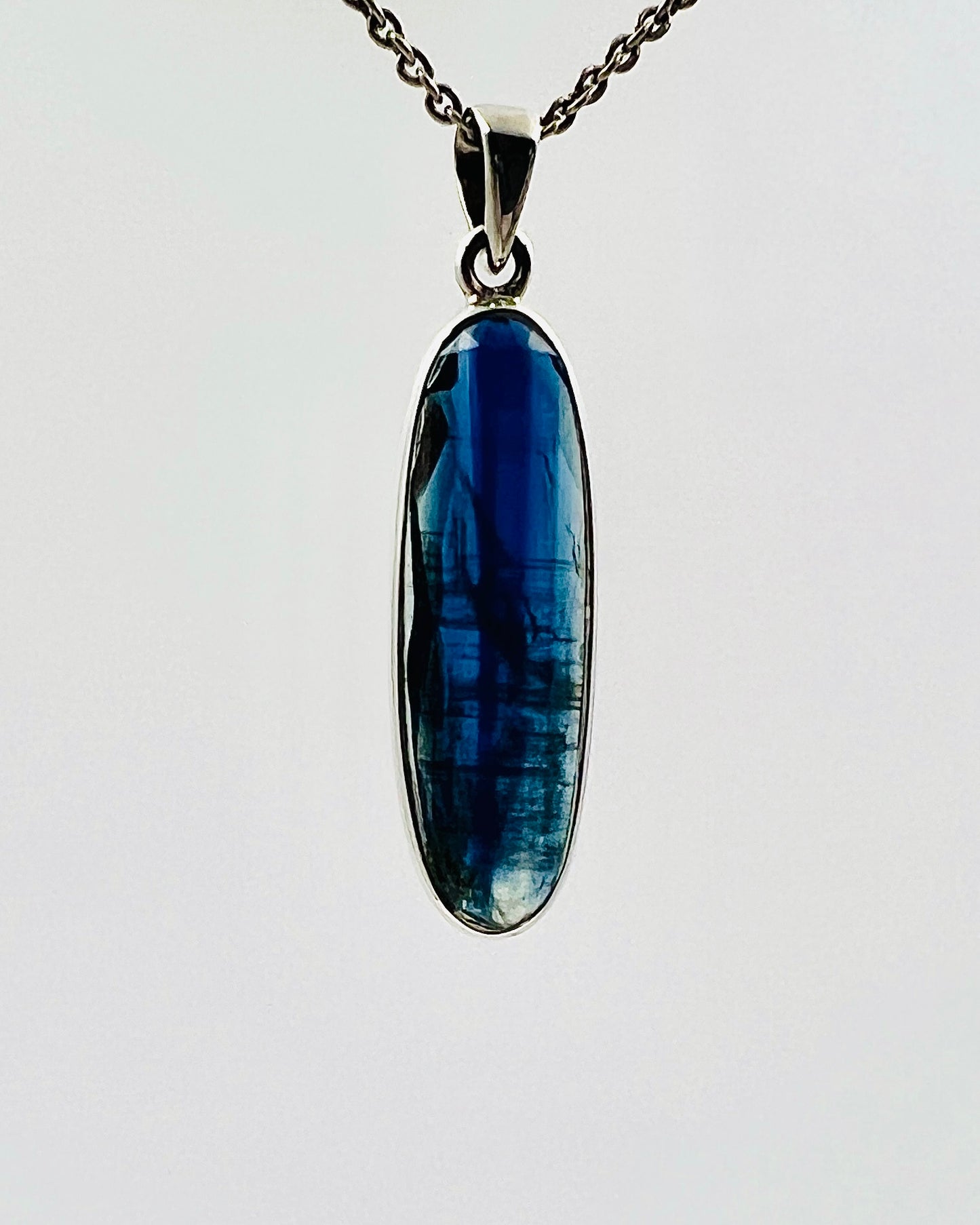 Facetted Blue Nepali Kyanite in .925 Silver Setting