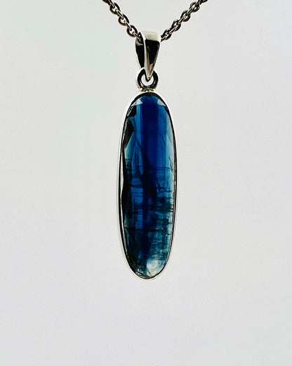 Facetted Blue Nepali Kyanite in .925 Silver Setting