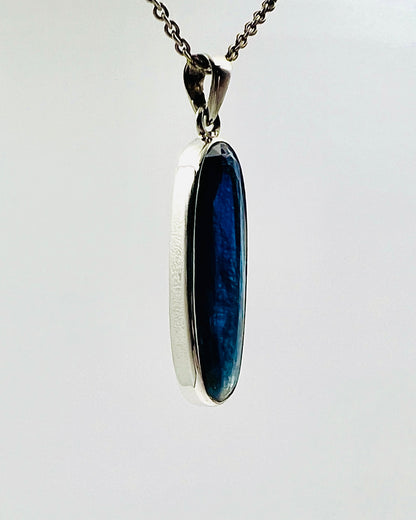 Facetted Blue Nepali Kyanite in .925 Silver Setting