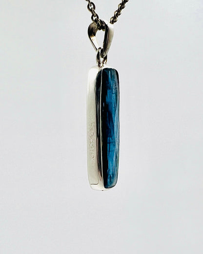 Facetted Blue Nepali Kyanite in .925 Silver Setting