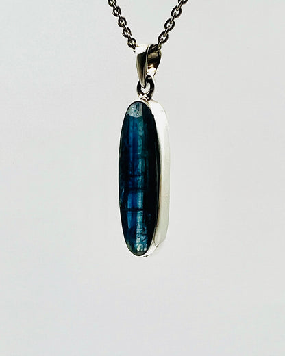 Facetted Blue Nepali Kyanite in .925 Silver Setting