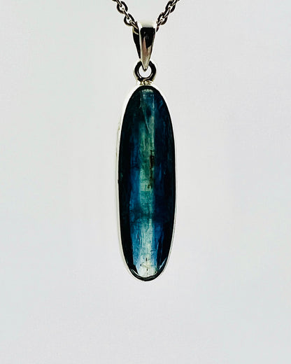 Facetted Blue Nepali Kyanite in .925 Silver Setting