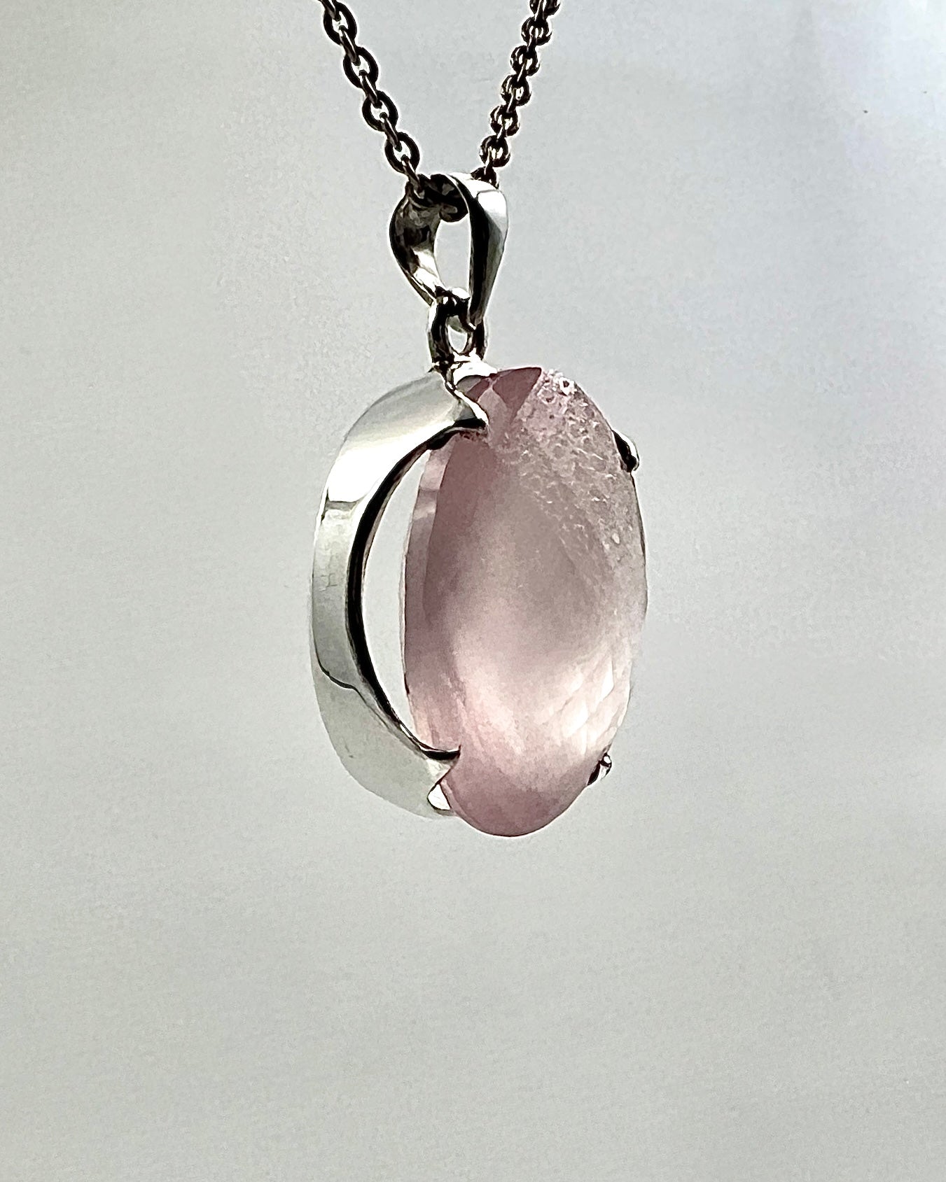 Facetted Rose Quartz in .925 Silver Setting