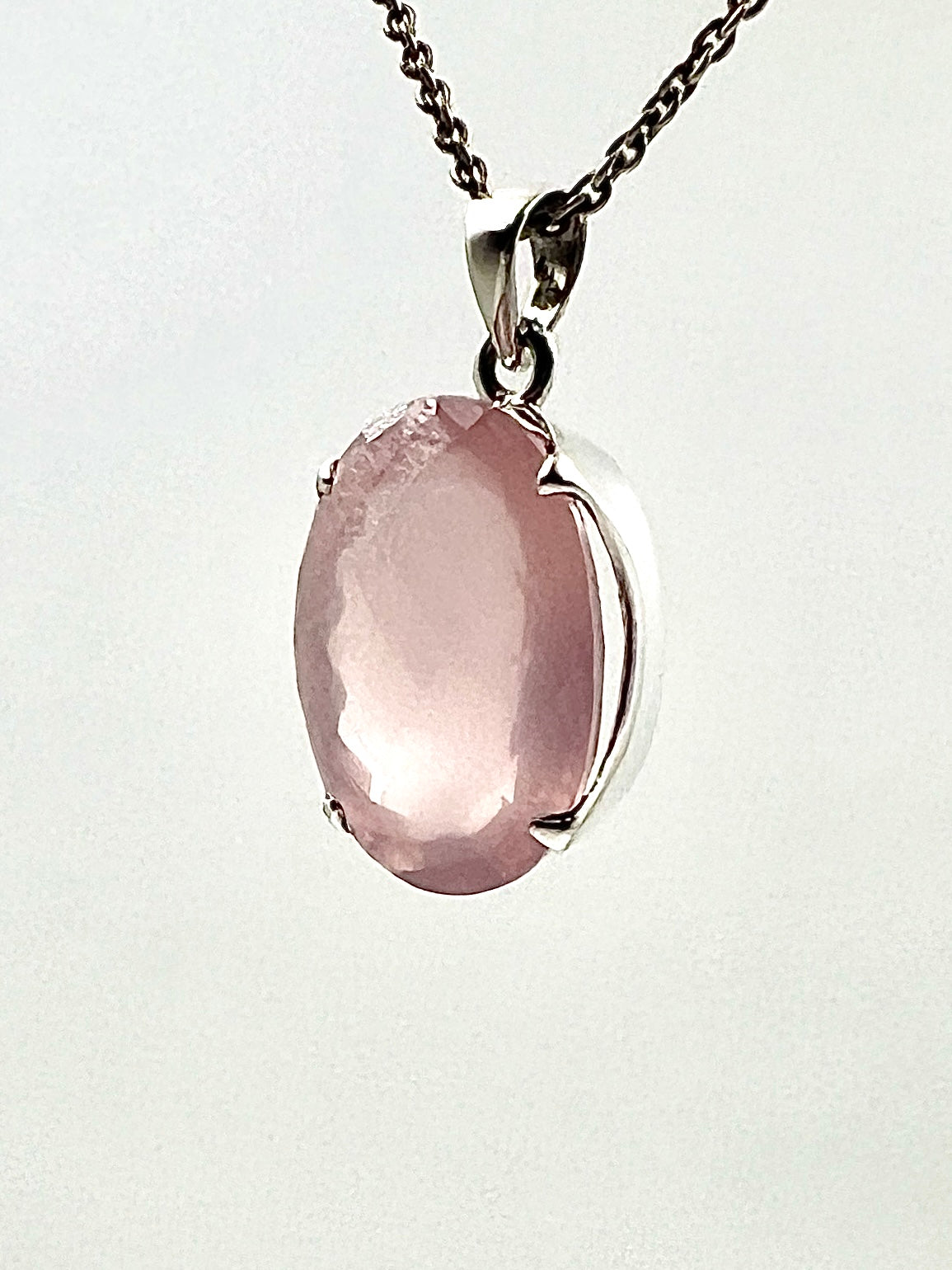 Facetted Rose Quartz in .925 Silver Setting