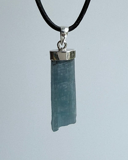 Natural Dark Blue South Indian Aquamarine Crystal Pendant