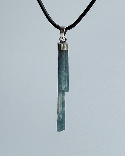 Natural Dark Blue South Indian Aquamarine Crystal Pendant