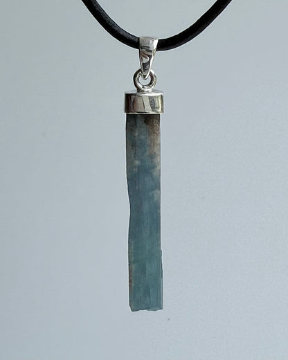 Natural Dark Blue South Indian Aquamarine Crystal Pendant