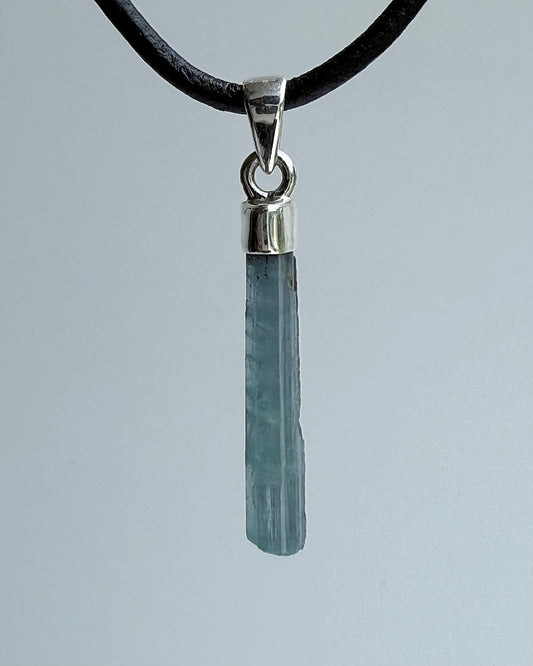 Natural Dark Blue South Indian Aquamarine Crystal Pendant