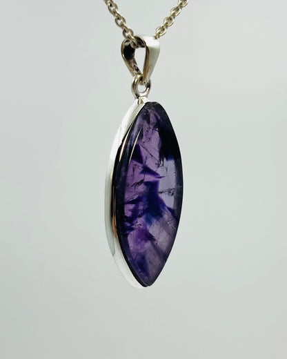 Indian Flower Amethyst (w/ Tripache) in 0.925 Silver