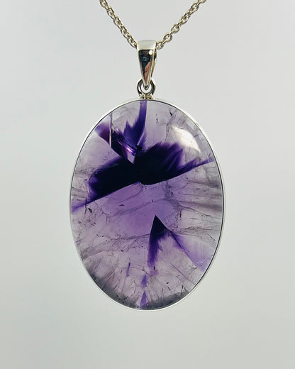 Indian Flower Amethyst (w/ Tripache) in 0.925 Silver