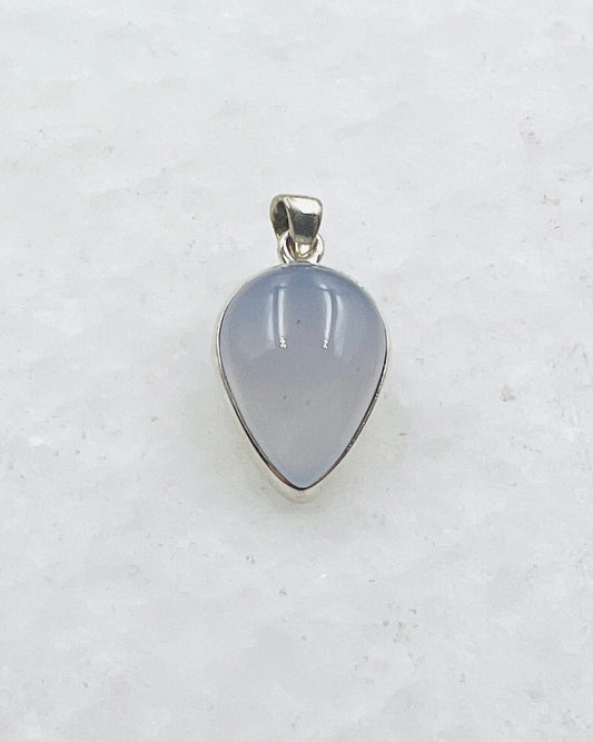 Calcédoine bleue (turque) en argent 925