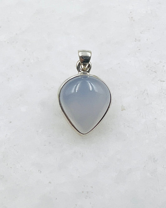 Calcédoine bleue (turque) en argent 925