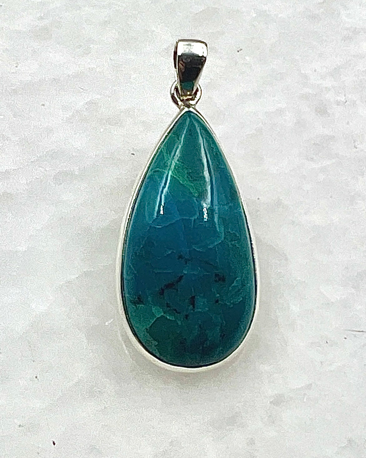 Blue Chilean Opal in 0.925 Silver