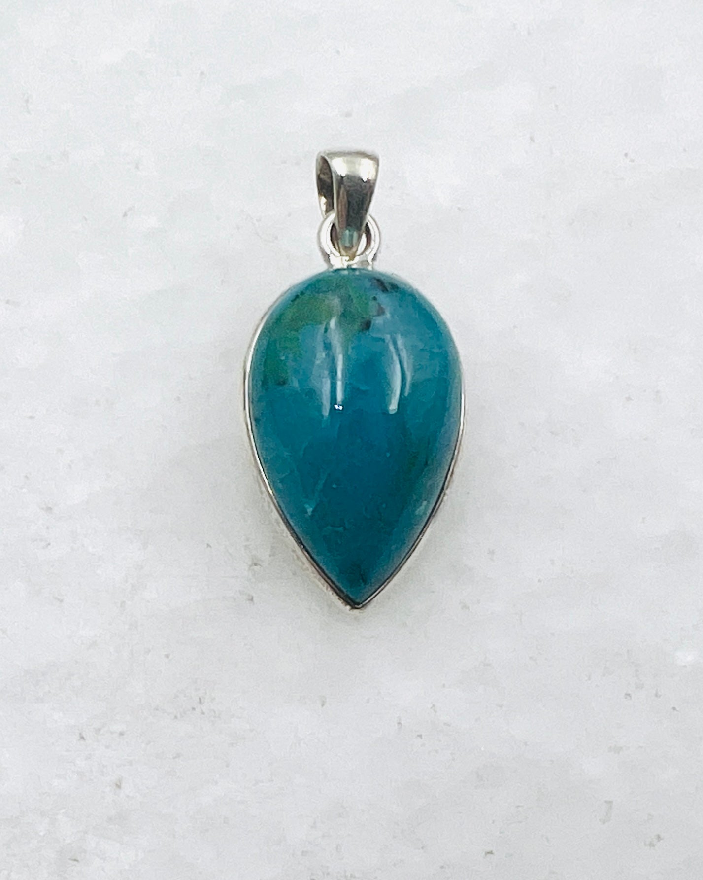 Opale bleue du Chili en argent 925