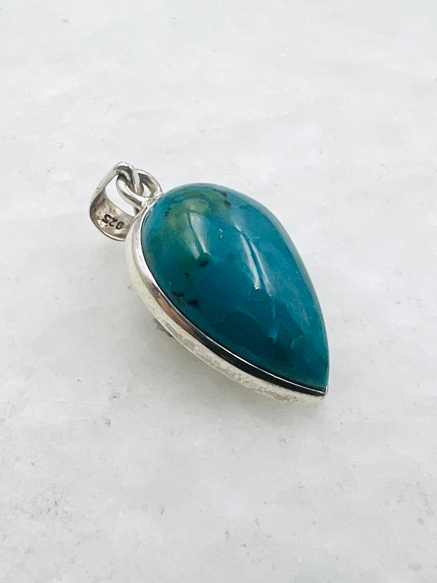 Opale bleue du Chili en argent 925