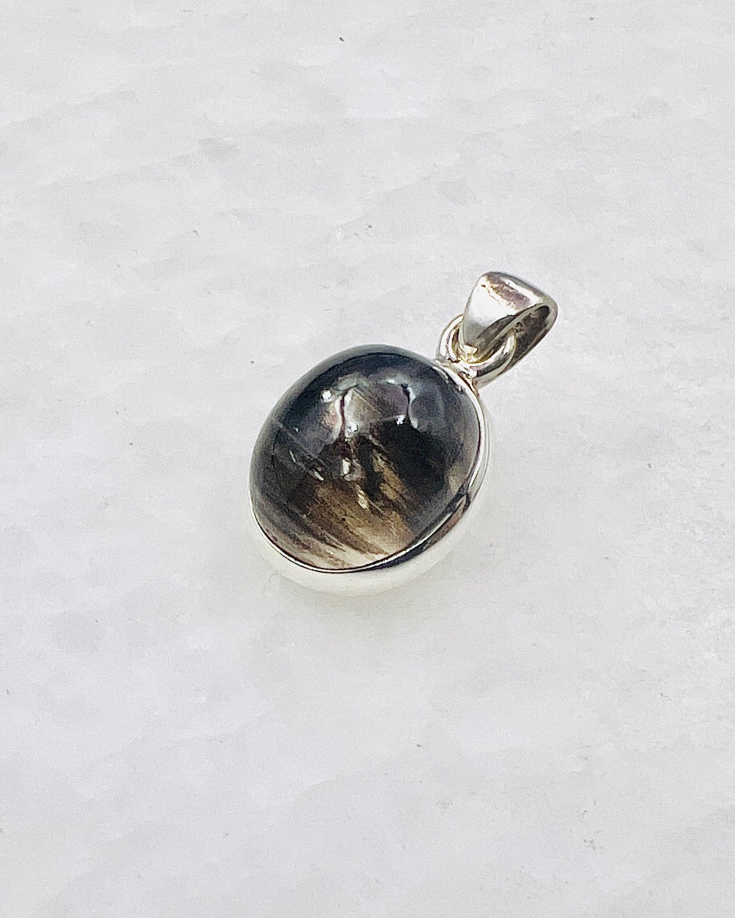 Very Rare Cat's Eye Scapolite w/ full Chatoyancy (Karur, India) in 0.925 Silver, Biotite Inclusion of Natural Oil Based Compound