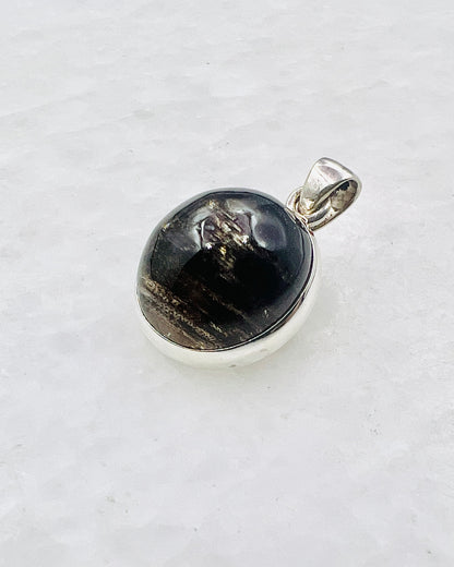 Very Rare Cat's Eye Scapolite w/ full Chatoyancy (Karur, India) in 0.925 Silver, Biotite Inclusion of Natural Oil Based Compound