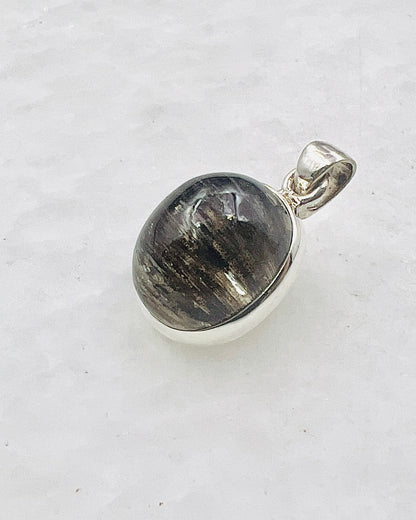 Very Rare Cat's Eye Scapolite w/ full Chatoyancy (Karur, India) in 0.925 Silver, Biotite Inclusion of Natural Oil Based Compound