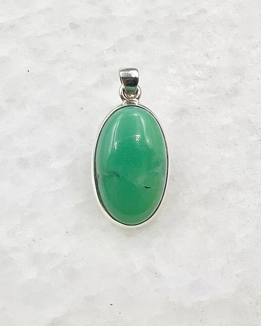 Dark Green Crysoprase in 0.925 Silver