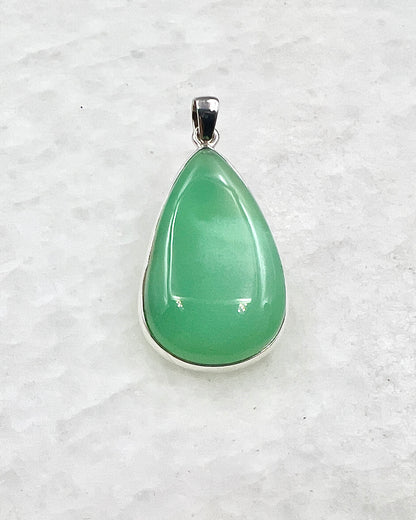 Dark Green Crysoprase in 0.925 Silver