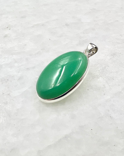Dark Green Crysoprase in 0.925 Silver