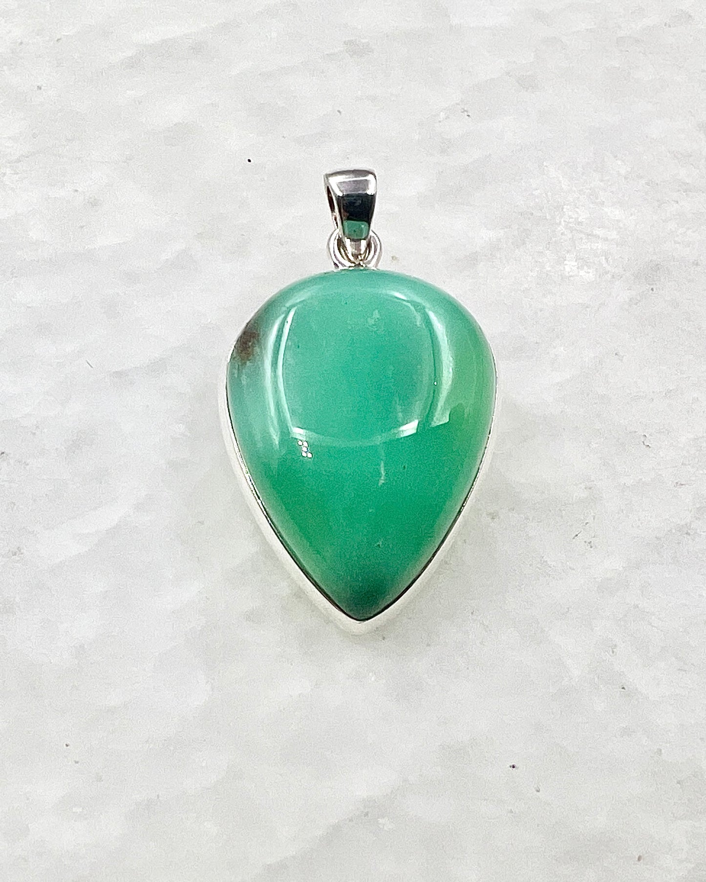 Dark Green Crysoprase in 0.925 Silver