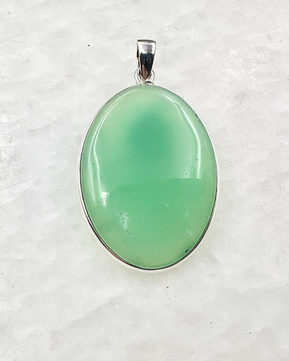 Dark Green Crysoprase in 0.925 Silver