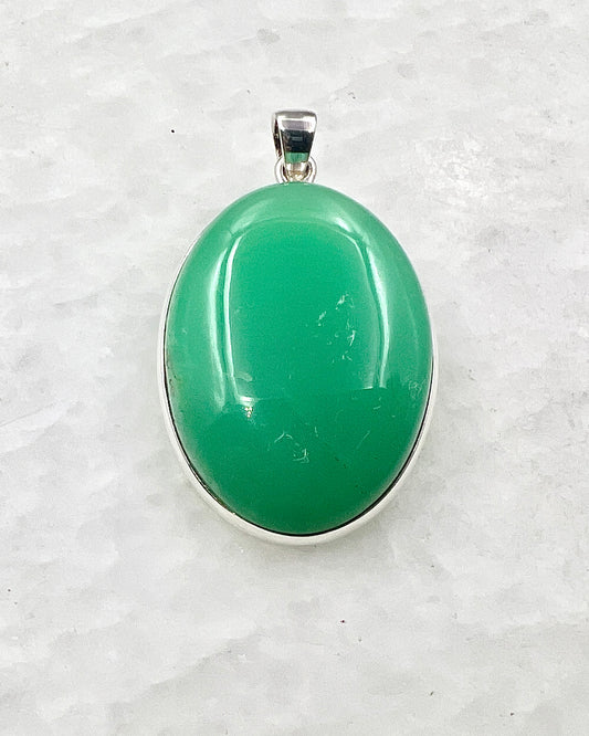 Dark Green Crysoprase in 0.925 Silver