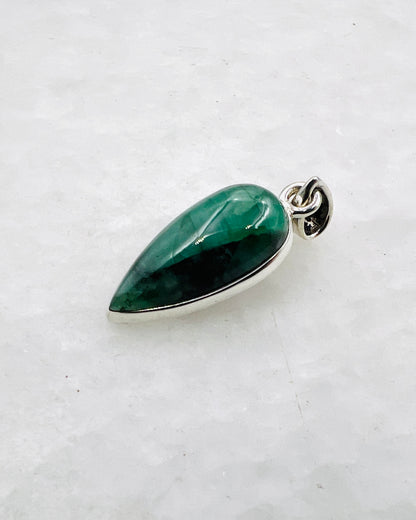 Emerald in 0.925 Silver