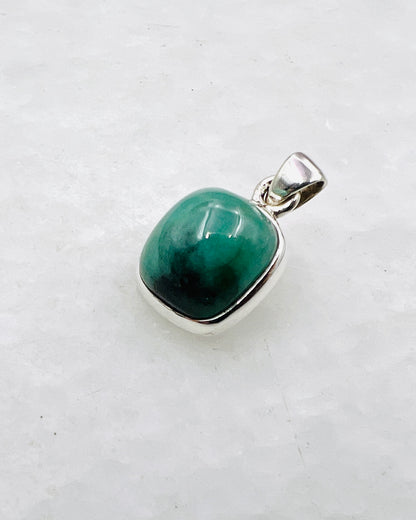 Emerald in 0.925 Silver