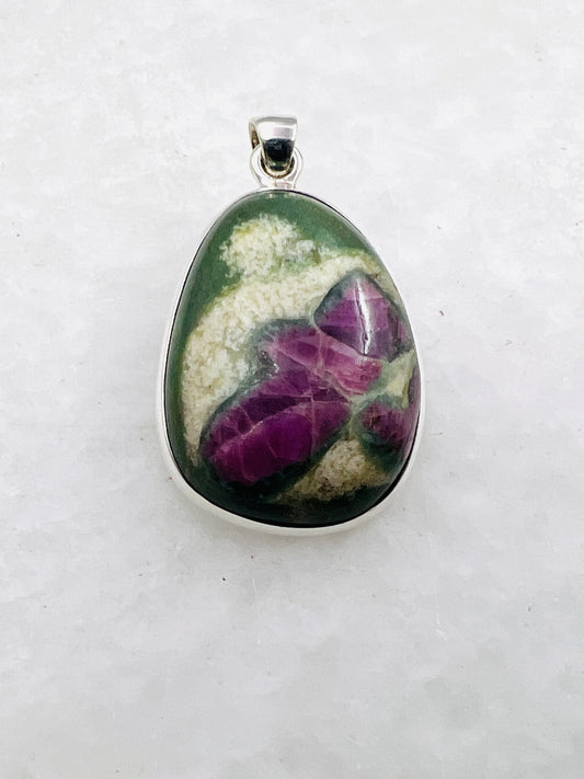 Fuchsite Ruby in 0.925 Silver