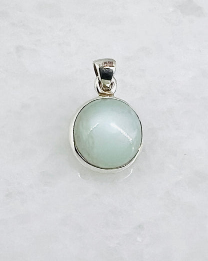 Rare Green Moonstone (Karur, India) in 0.925 Silver